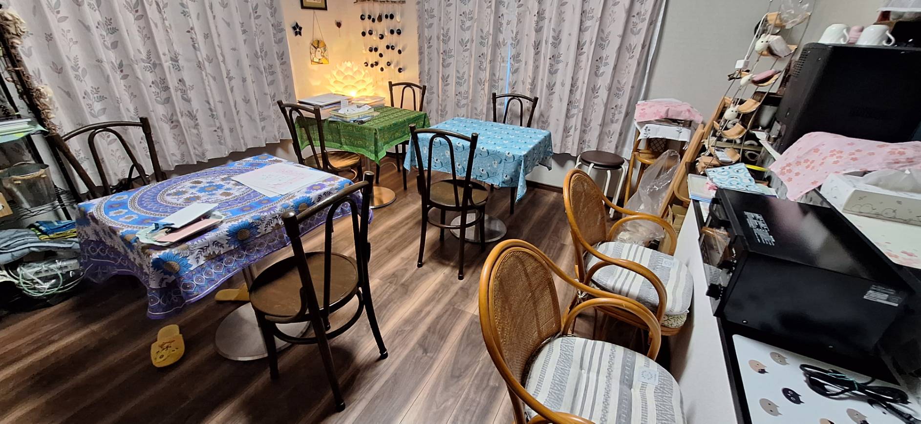 店内の様子1